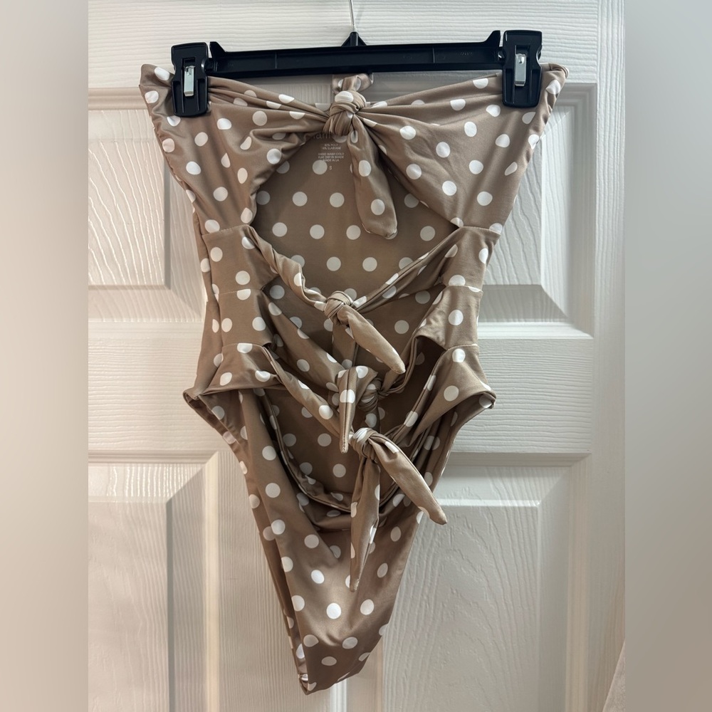 Inamorata Cardiff one piece - beige polka dot - Picture 2 of 2